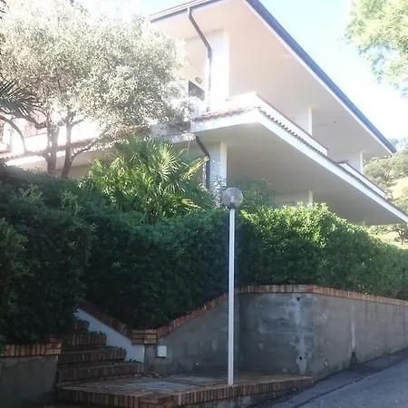 Apartament L'ogliastro *