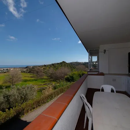 L'ogliastro Lejlighed Petrizzi