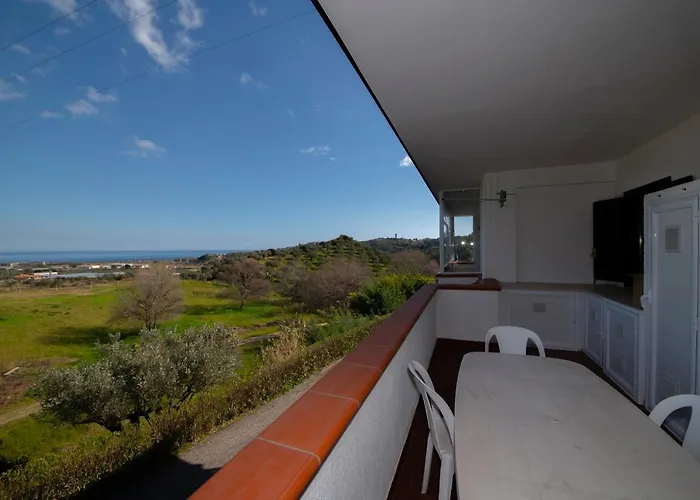 L'ogliastro Apartamento Petrizzi