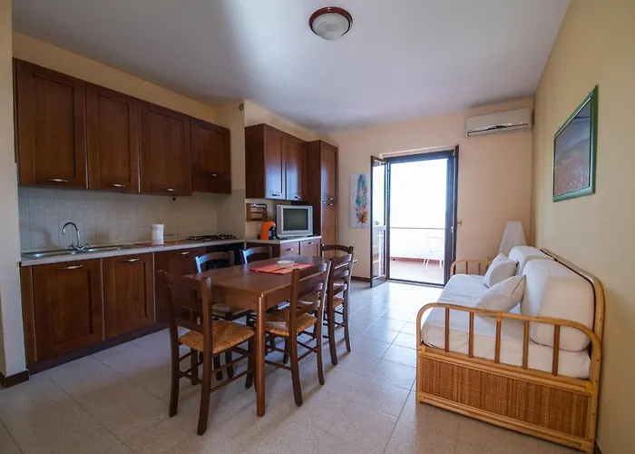 L'ogliastro Apartamento Petrizzi